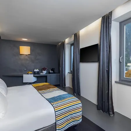 Otel Lido Palace - The Leading Of The World Riva del Garda